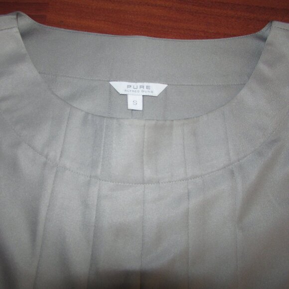 Alfred Sung Pure Grey Pleated Blouse - Small - Picture 6 of 8